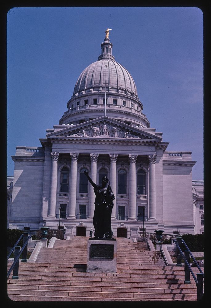 State Capitol, Madison, Wisconsin (2008) photography in high resolution by John Margolies. Original from the Library of…
