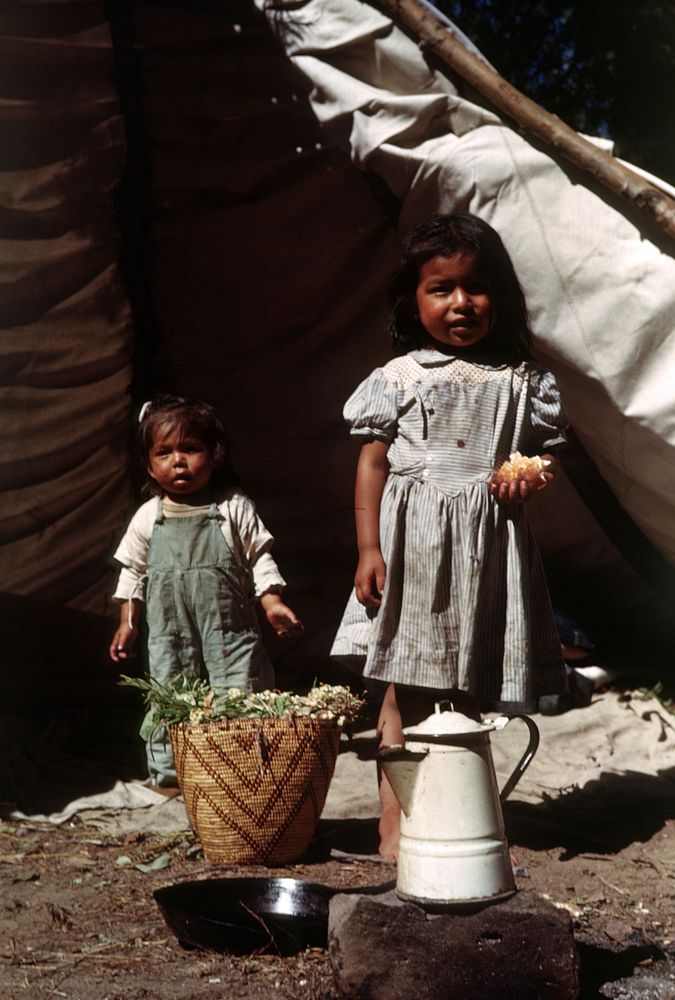 Yakima children huckleberry pickers 1960's. Original public domain image from Flickr