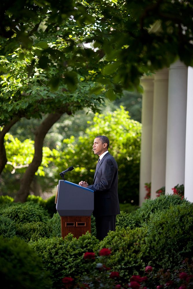 President Barack Obama delivers remarks on Wall Street reform legislation in the Rose Garden of the White House, May 20…