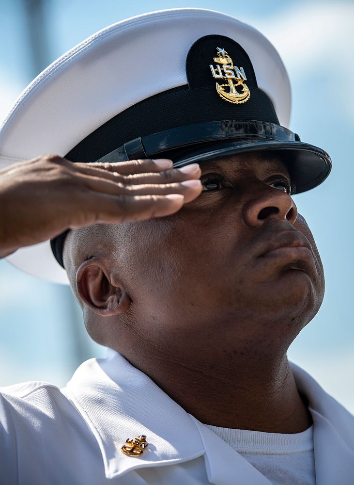 ODESA, Ukraine (July 4, 2019) A U.S. Navy Reserve senior chief petty officer salutes as the Arleigh Burke-class guided…