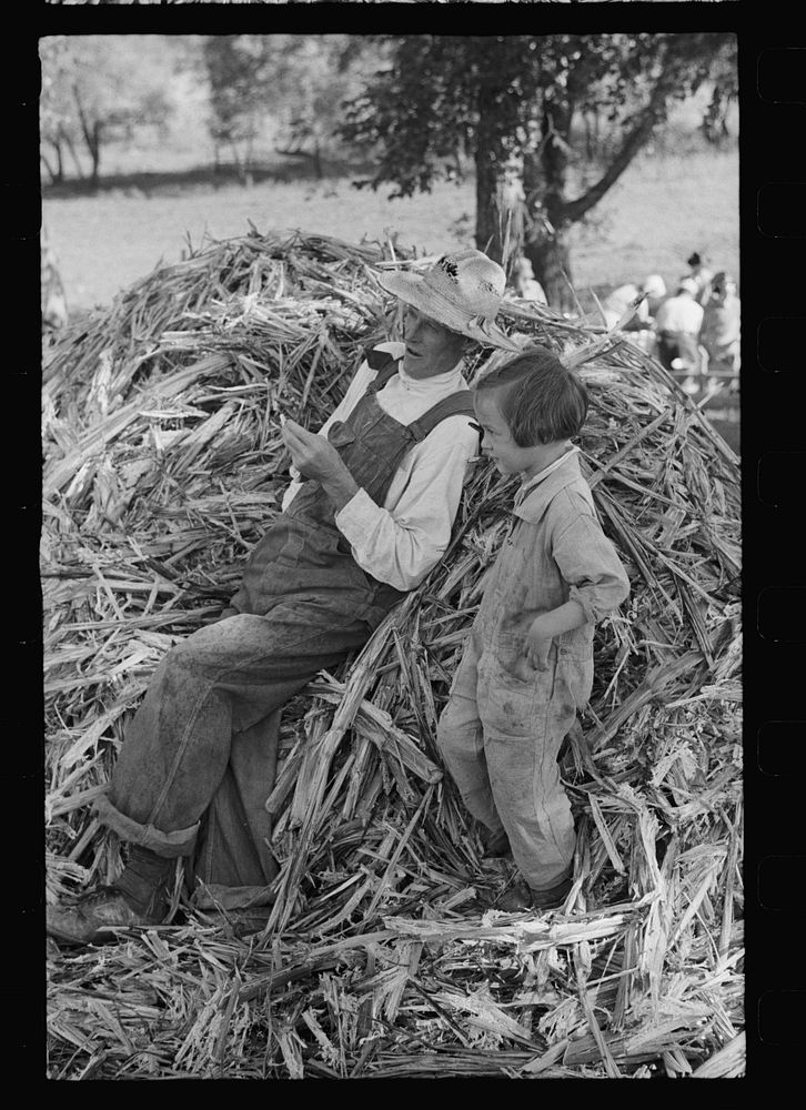 Farmer at sorghum mill, Lancaster County, Nebraska. Sourced from the Library of Congress.