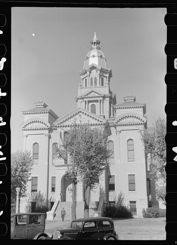 County courthouse, York, Nebraska. Sourced from the Library of Congress.