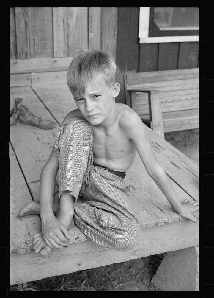 Son of a sharecropper, Mississippi County, Arkansas. Sourced from the Library of Congress.