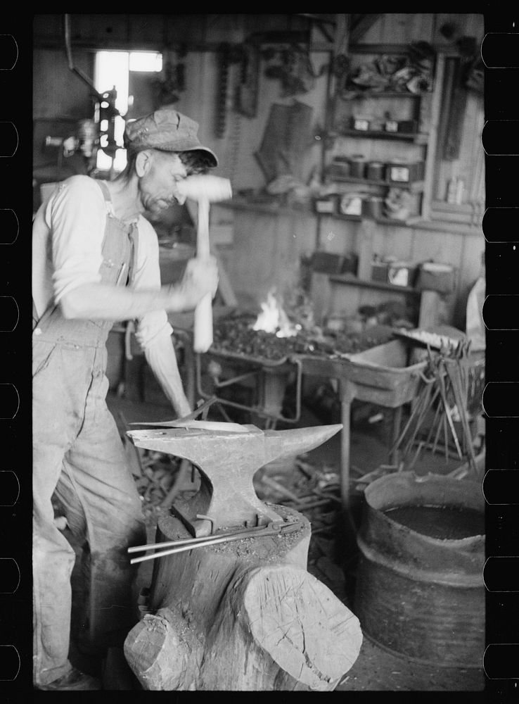 [Untitled photo, possibly related to: Blacksmith, Southeast Missouri Farms]. Sourced from the Library of Congress.