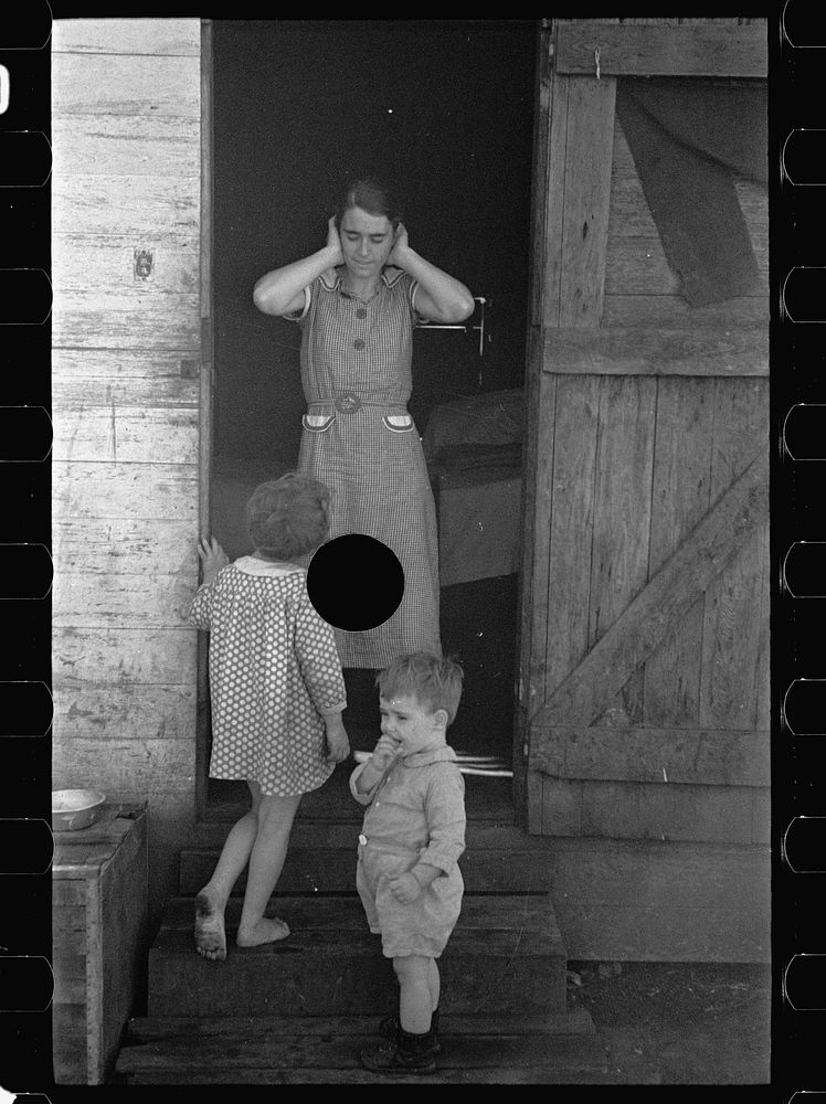 [Untitled photo, possibly related to: Part of migrant agricultural worker's family near Belle Glade, Florida]. Sourced from…