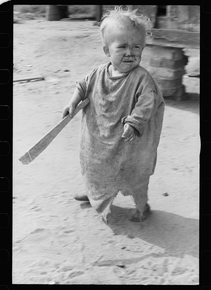 Child of North Carolina sharecropper. Sourced from the Library of Congress.