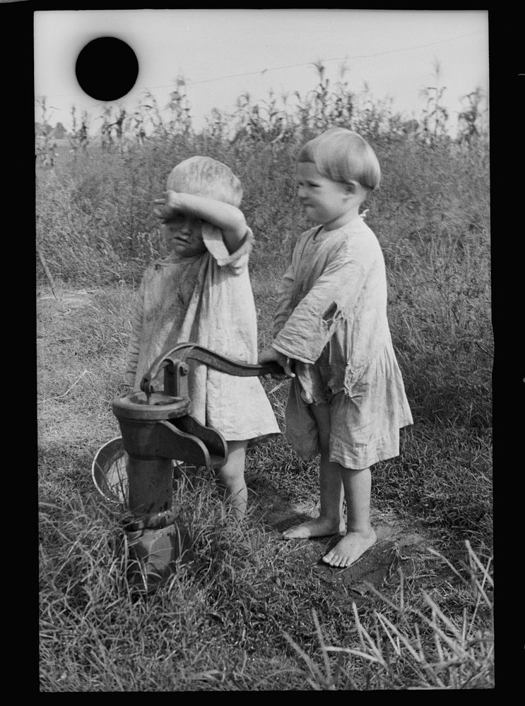 [Untitled photo, possibly related to: Children of sharecropper, North Carolina]. Sourced from the Library of Congress.
