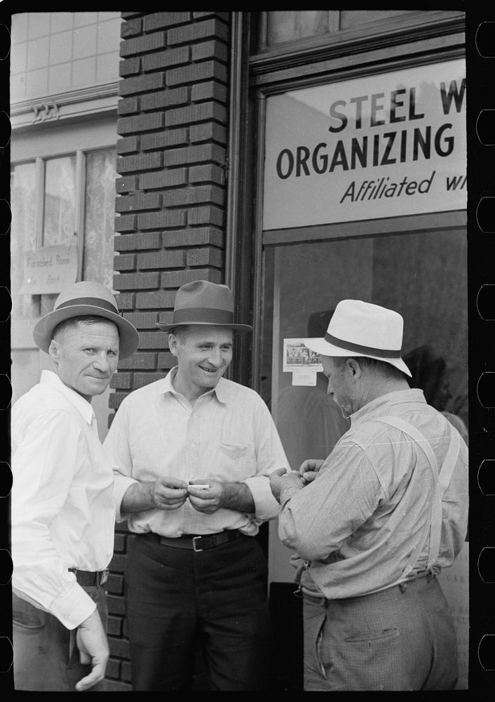 [Untitled photo, possibly related to: Steelworkers, Aliquippa, Pennsylvania]. Sourced from the Library of Congress.