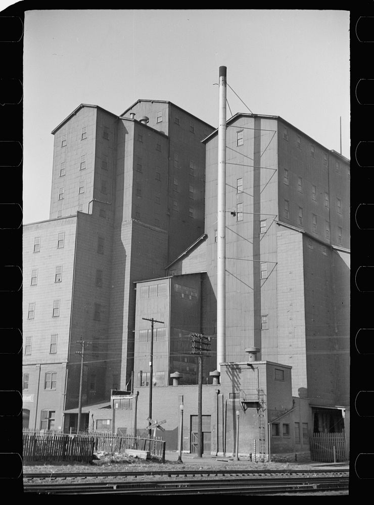 Grain elevator riverfront, Saint Louis, | Free Photo - rawpixel