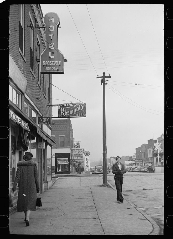 Main street, West Frankfort, Illinois. Sourced from the Library of Congress.