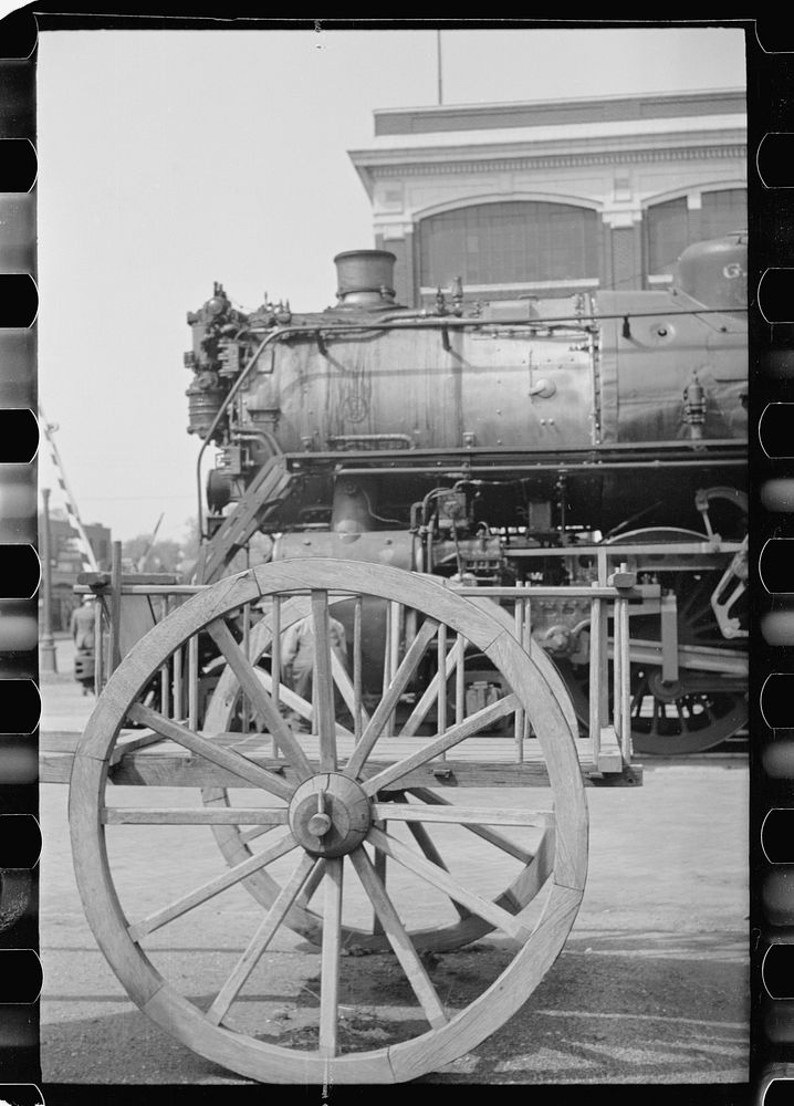 [Untitled photo, possibly related to: Locomotive engineer, Fargo, North Dakota]. Sourced from the Library of Congress.