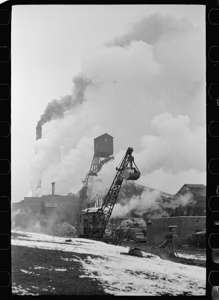 [Untitled photo, possibly related to: Orient No. 1, one of the largest coal mines in the world. Franklin County, Illinois…