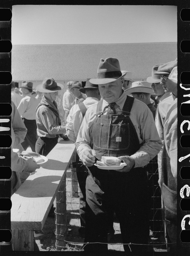 Farmer with free lunch at U.S. Dry Land Experiment Station, Akron, Colorado. Sourced from the Library of Congress.