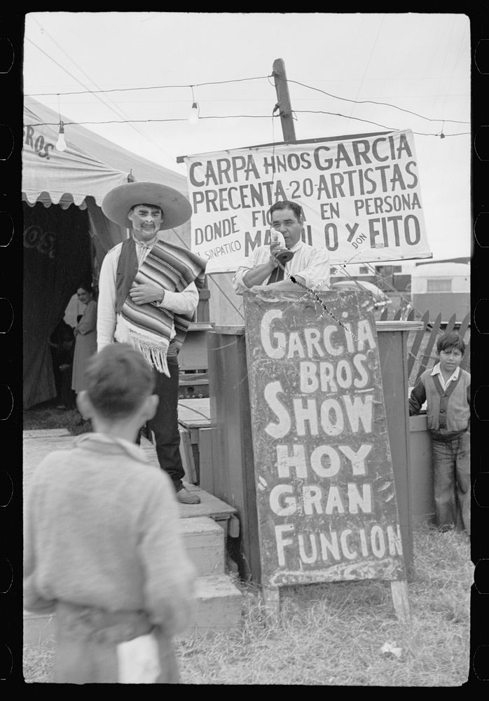 [Untitled photo, possibly related to: Mexican show at carnival, Brownsville, Texas]. Sourced from the Library of Congress.