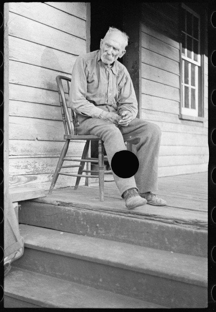 [Untitled photo, possibly related to: Old settler whose property has been optioned by the government, Garrett County…