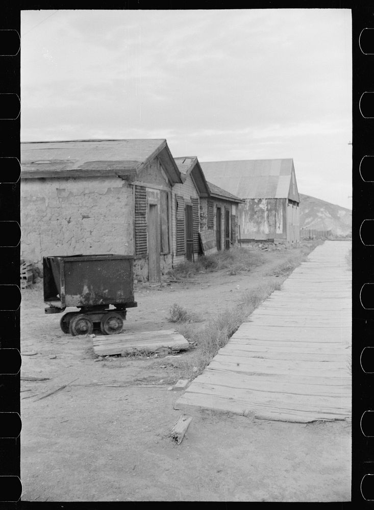 [Untitled photo, possibly related to: Board sidewalk. Goldfield, Nevada]. Sourced from the Library of Congress.