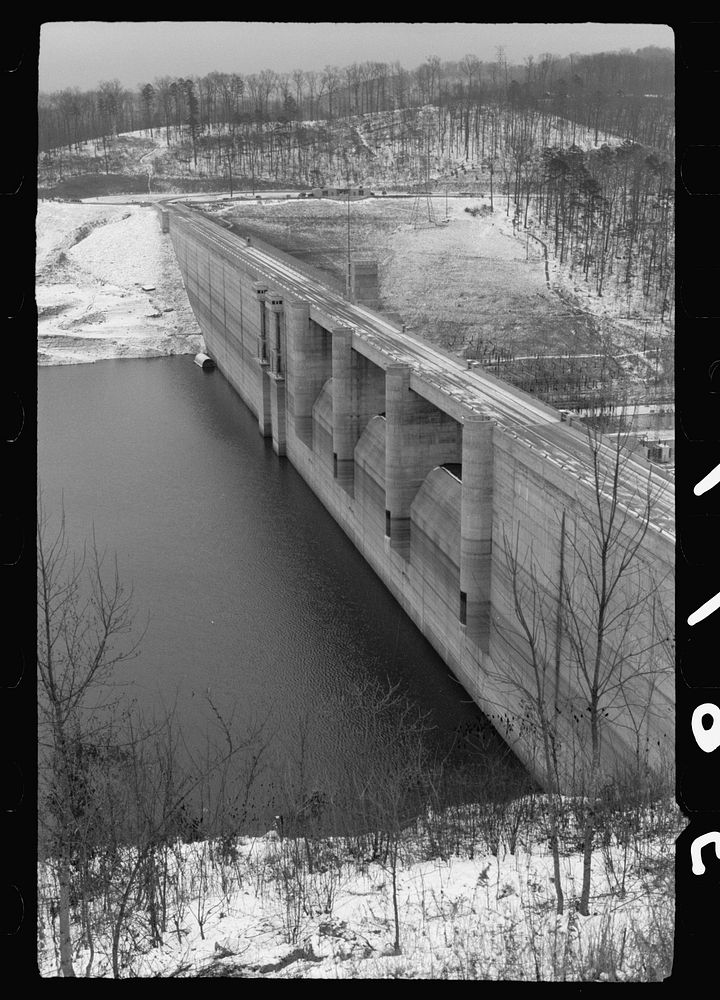 [Untitled photo, possibly related to: Norris Dam, Tennessee]. Sourced from the Library of Congress.