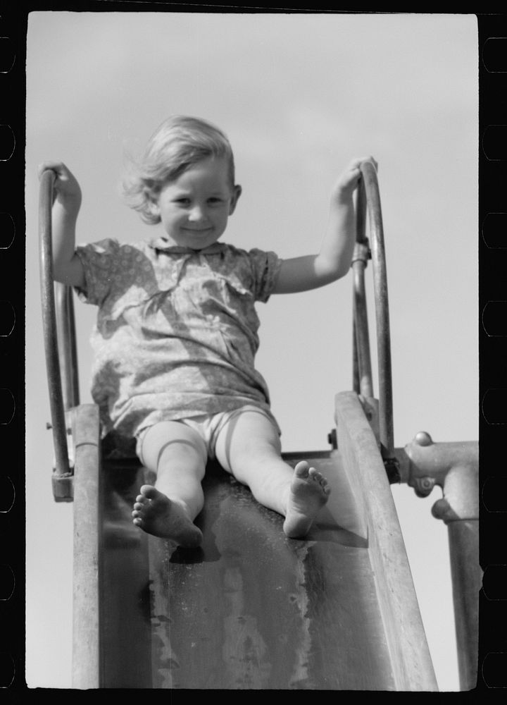 [Untitled photo, possibly related to: Child of migratory worker, FSA (Farm Security Administration) camp, Weslaco, Texas].…