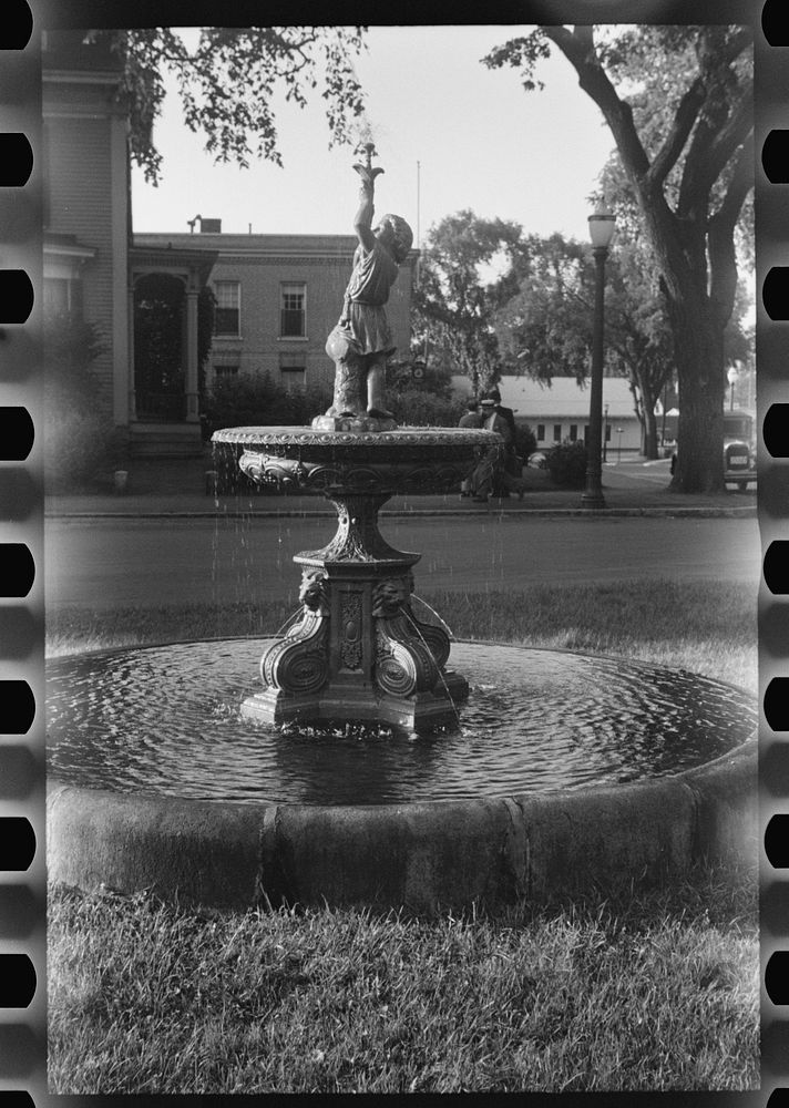 [Untitled photo, possibly related to: Water fountain, Lebanon, New Hampshire]. Sourced from the Library of Congress.