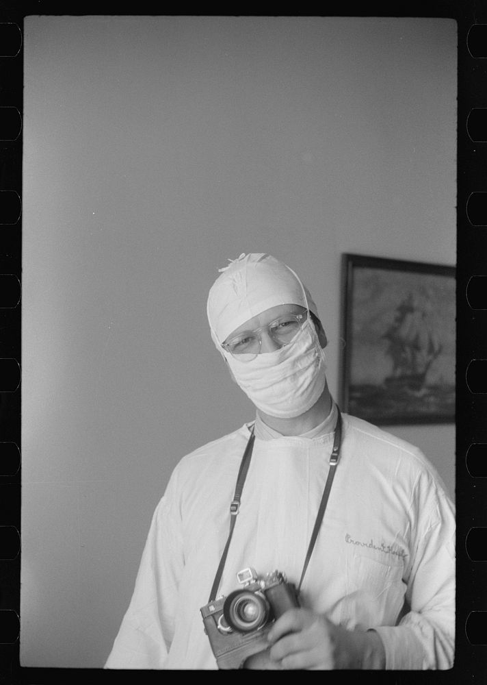 [Untitled photo, possibly related to: Hernia operation, Provident Hospital, one of the few hospitals for es with a Negro…