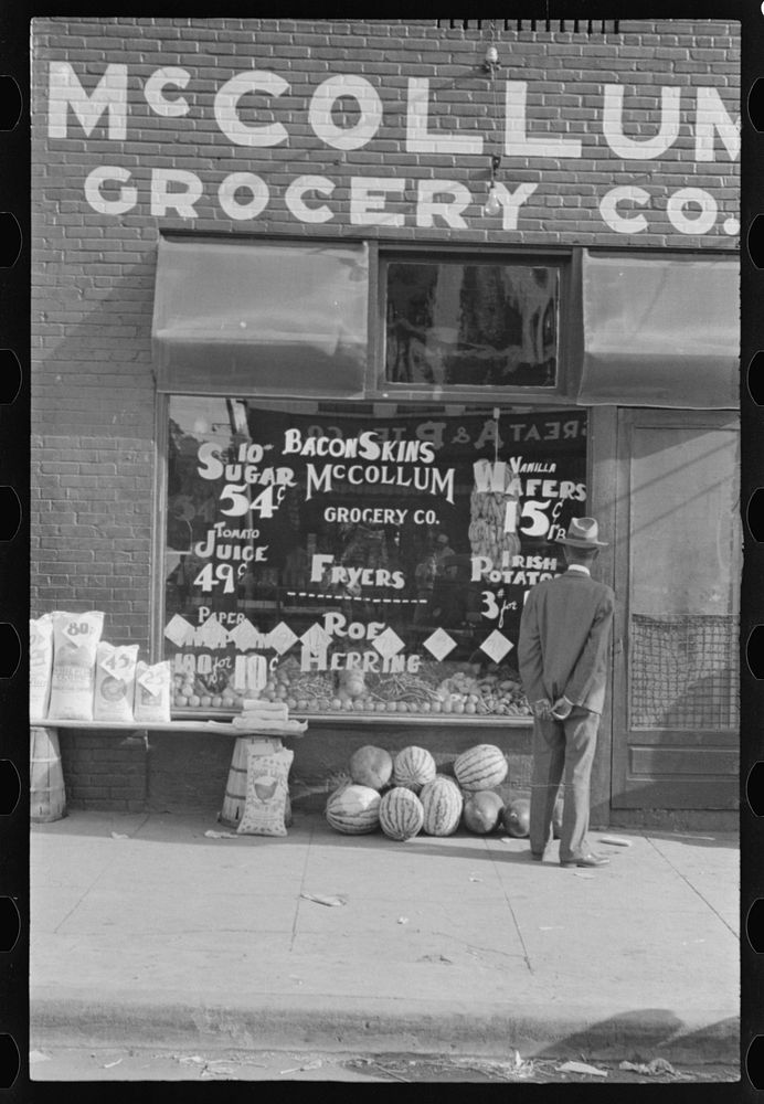 Storefront, Greensboro, Alabama. Sourced from the Library of Congress.
