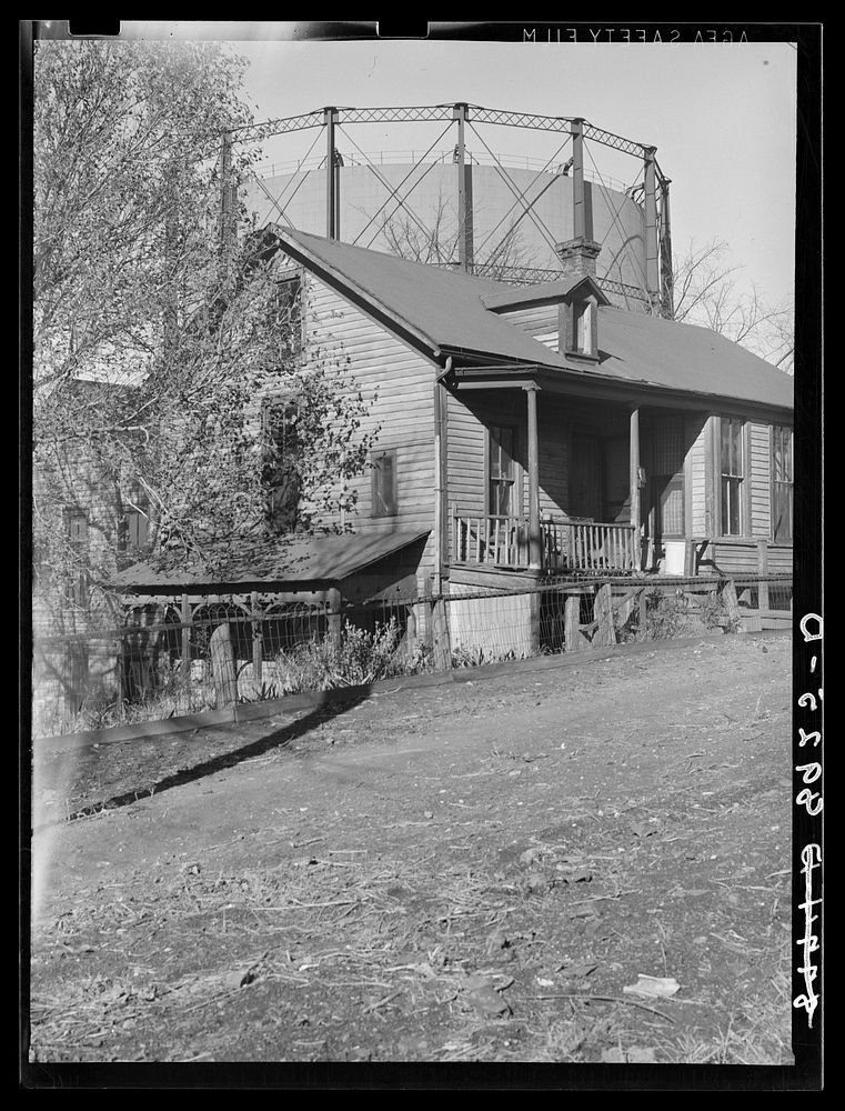 Gas house district. Omaha, Nebraska. Sourced from the Library of Congress.