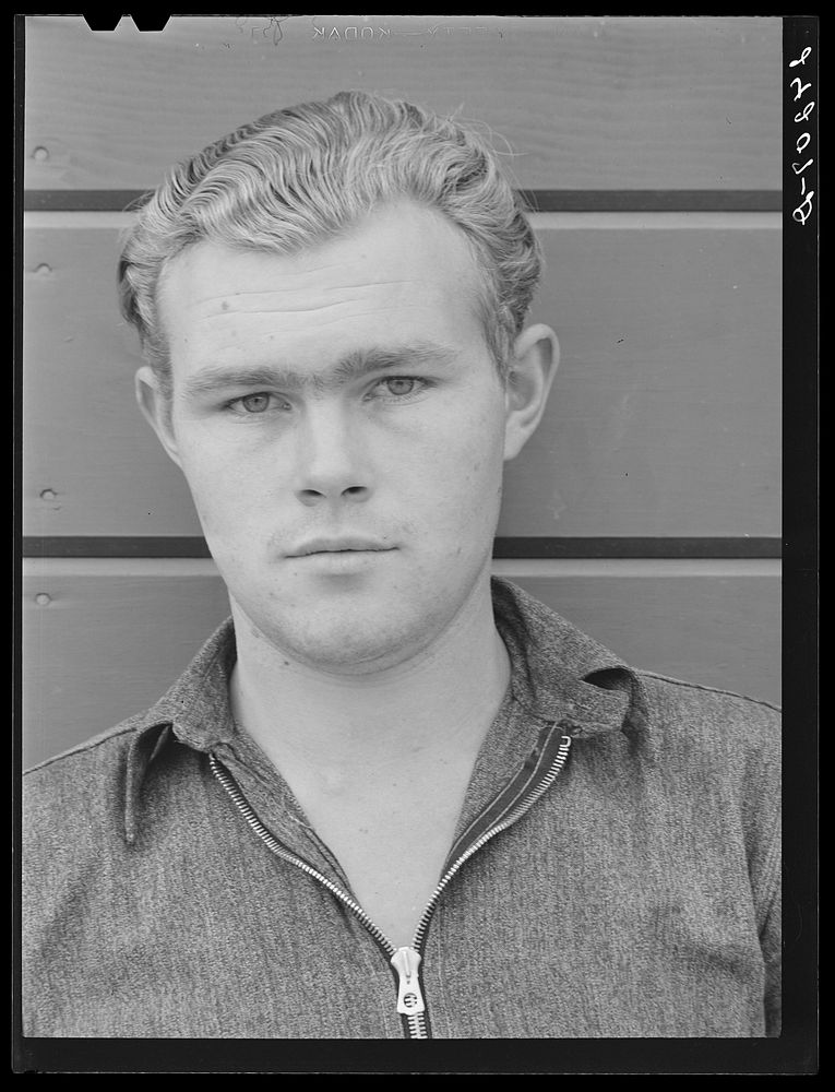 Migrant field worker. Tulare migrant camp. Visalia, California. Sourced from the Library of Congress.