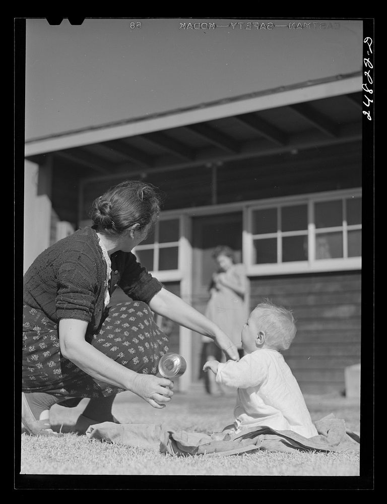 [Untitled photo, possibly related to: Saturday afternoon. FSA (Farm Security Administration) camp, Robstown, Texas]. Sourced…