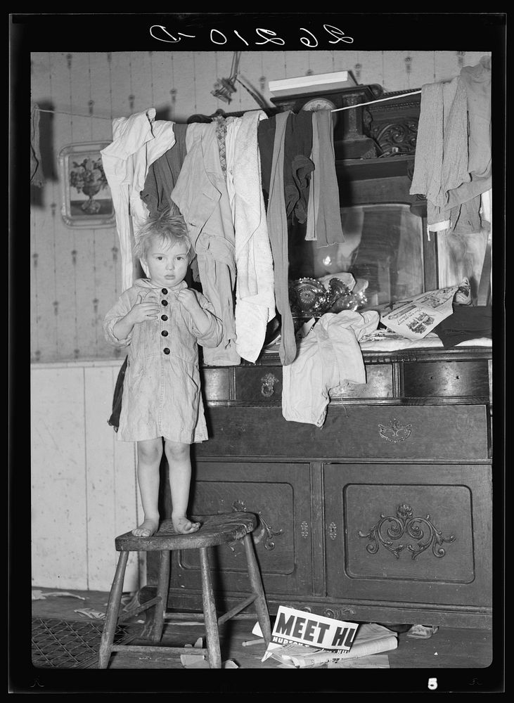 One of Daniel Sampson's children. Jefferson County, New York. Sourced from the Library of Congress.