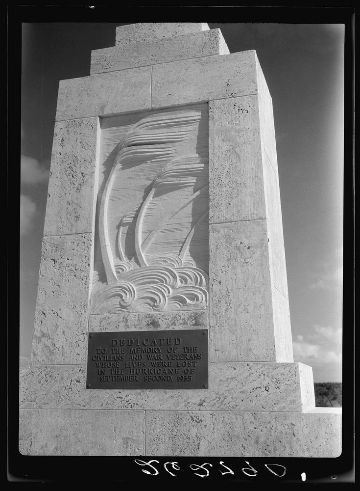 Memorial to hurricane victims. Matecumbe Key, Florida. Sourced from the Library of Congress.