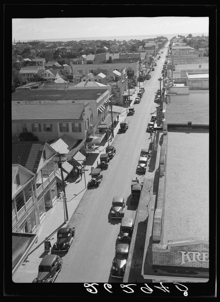 Duval Street extends from the Gulf to the Atlantic. Key West, Florida. Sourced from the Library of Congress.
