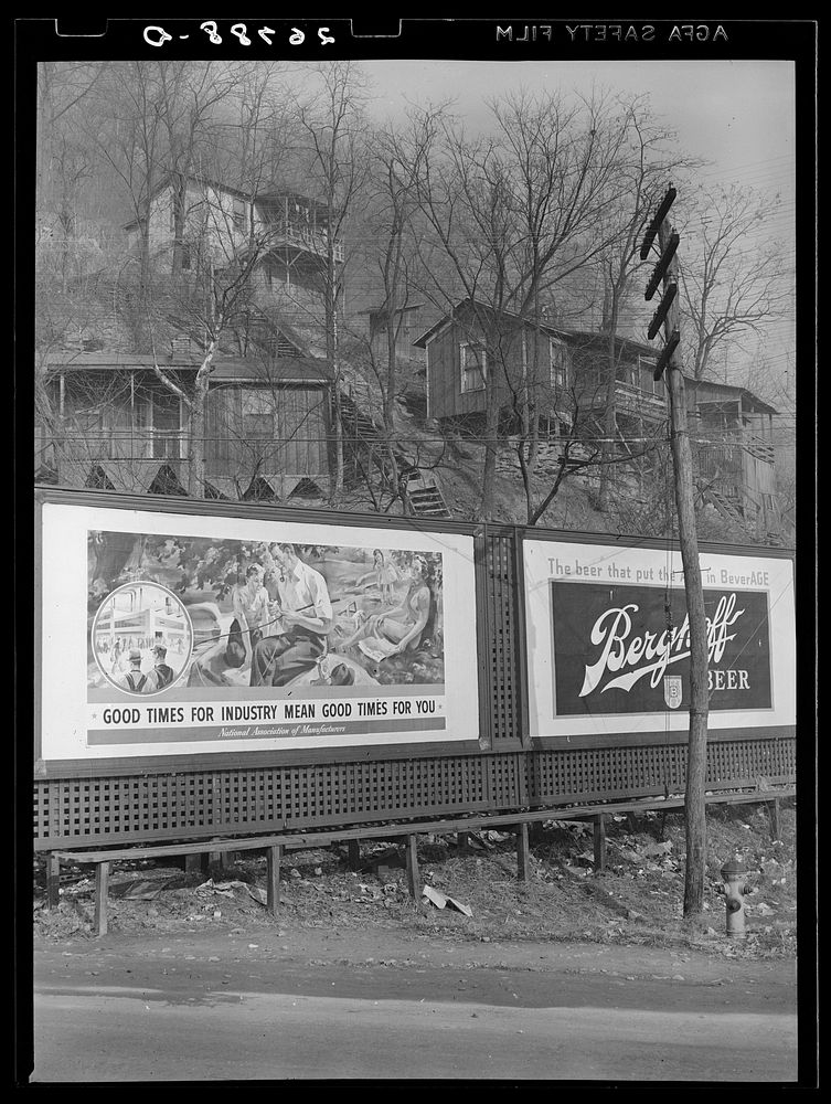 [Untitled photo, possibly related to: City limits. Charleston, West Virginia]. Sourced from the Library of Congress.