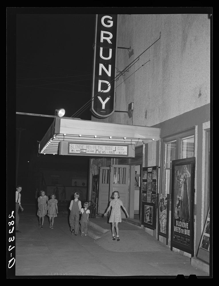 [Untitled photo, possibly related to: Motion picture theatre. Grundy Center, Iowa]. Sourced from the Library of Congress.