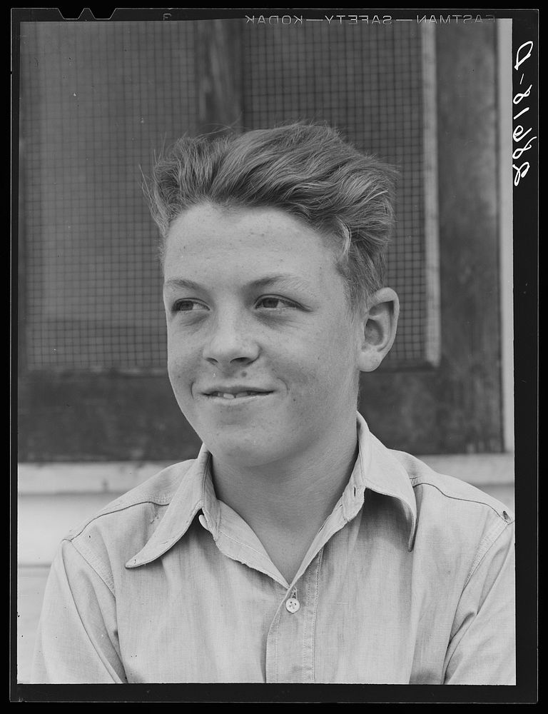Wayne Beede, son of resettlement family. Western Slope Farms, Colorado. Sourced from the Library of Congress.