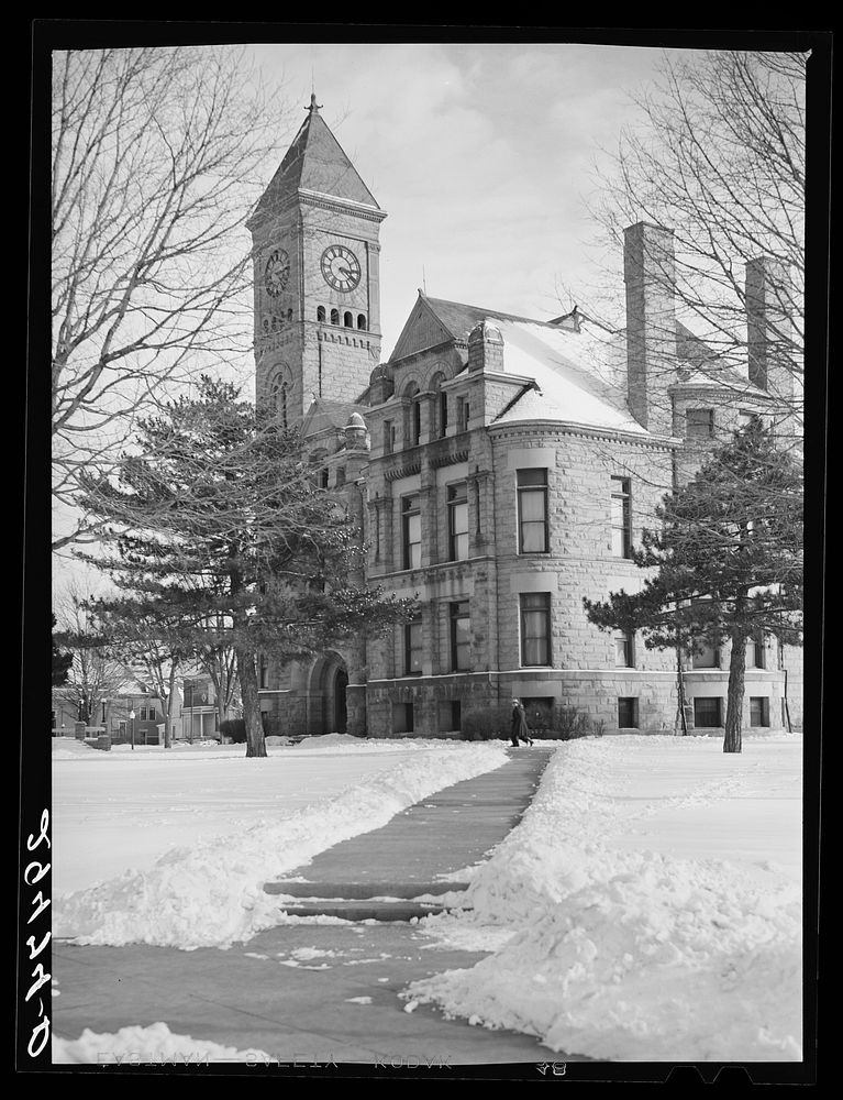 Courthouse. Grundy Center, Iowa. Sourced | Free Photo - Rawpixel