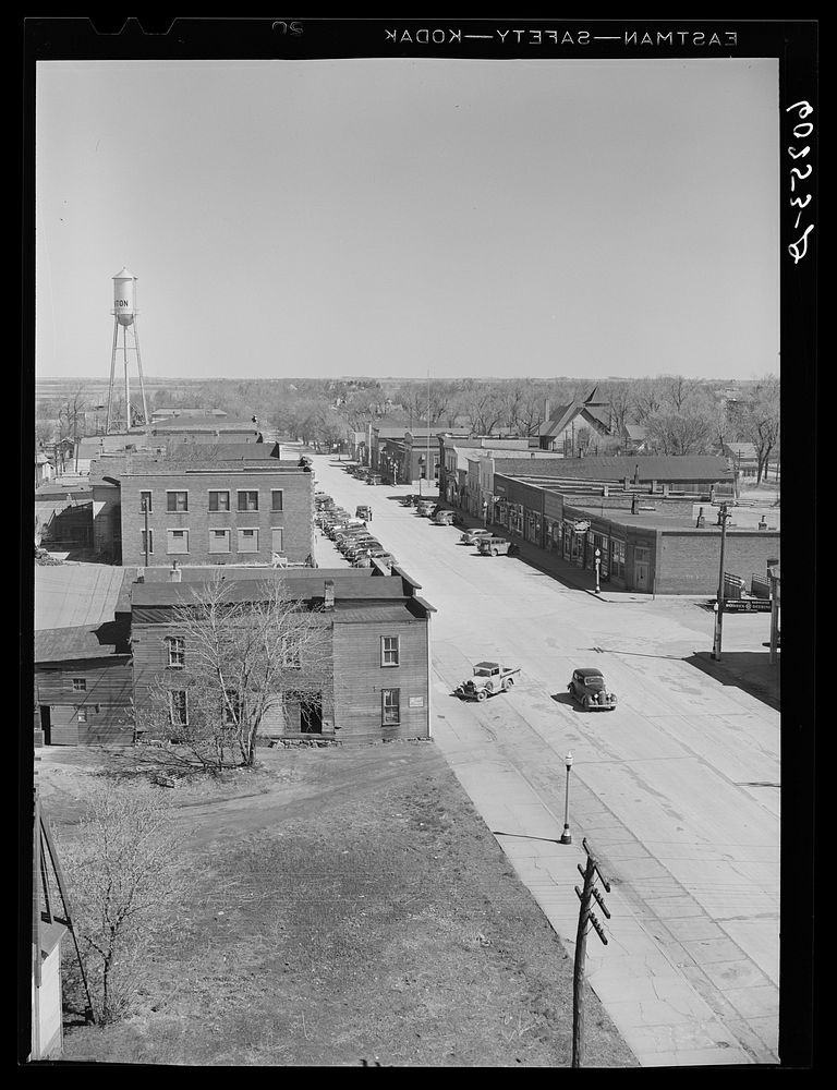 Main street of Scranton, Iowa. "Tanktown". Sourced from the Library of Congress.