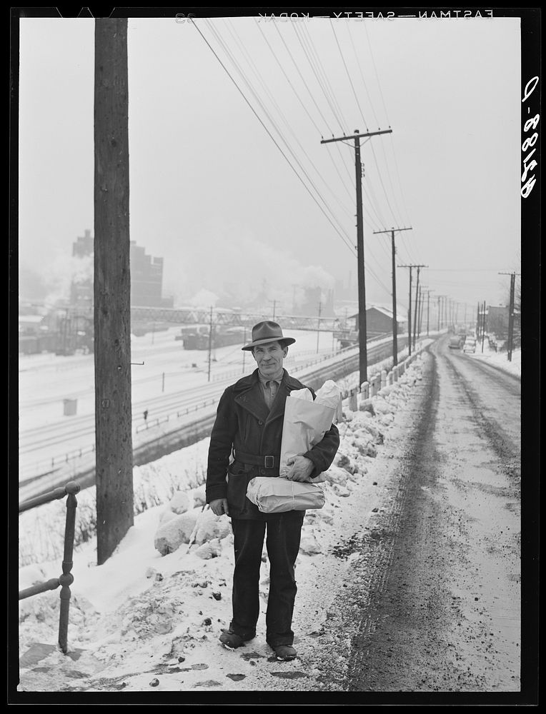 Steelworker, Aliquippa, Pennsylvania. Sourced from the Library of Congress.