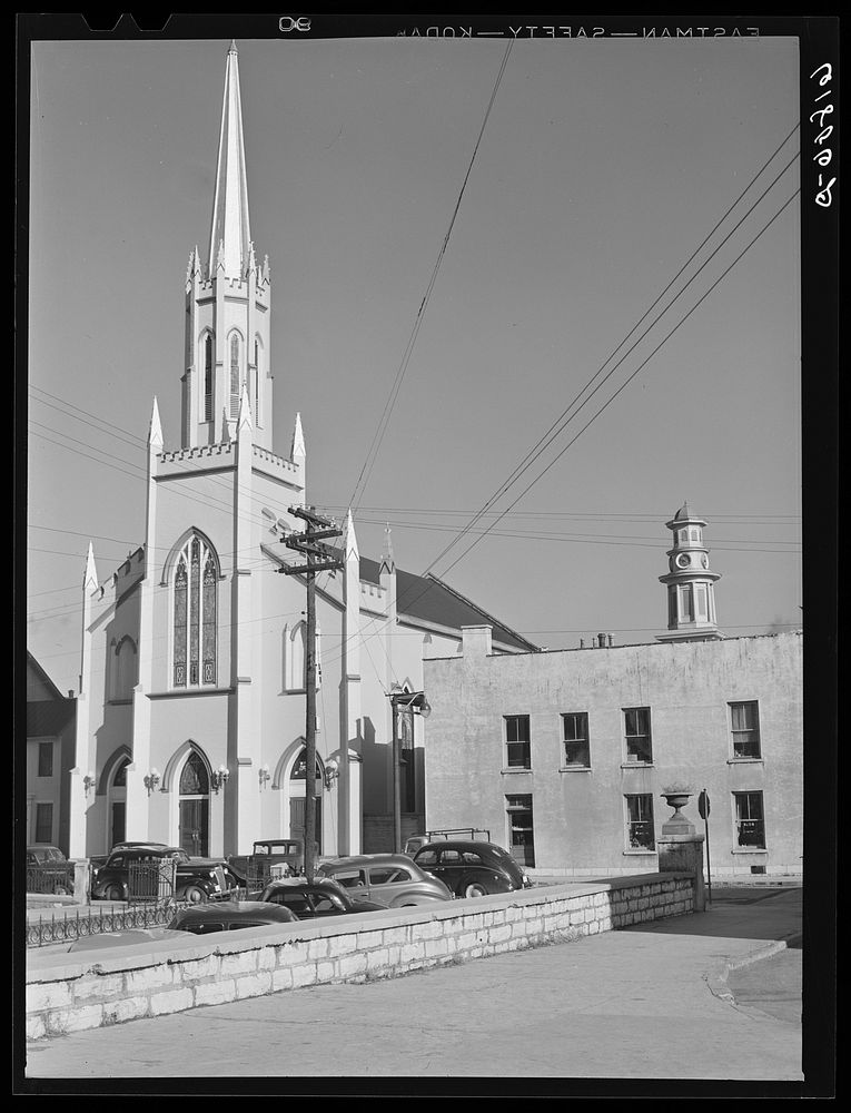 Church in Frankfort, Kentucky. Sourced from the Library of Congress.
