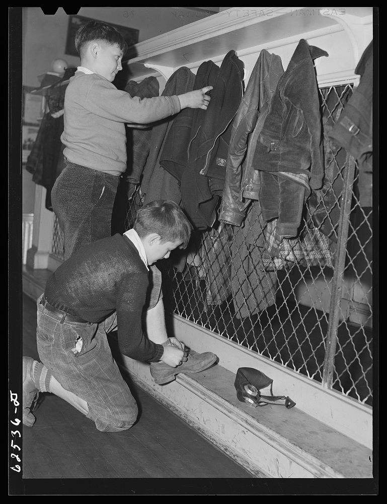 Cloak room, public school. Norfolk, Virginia. Sourced from the Library of Congress.