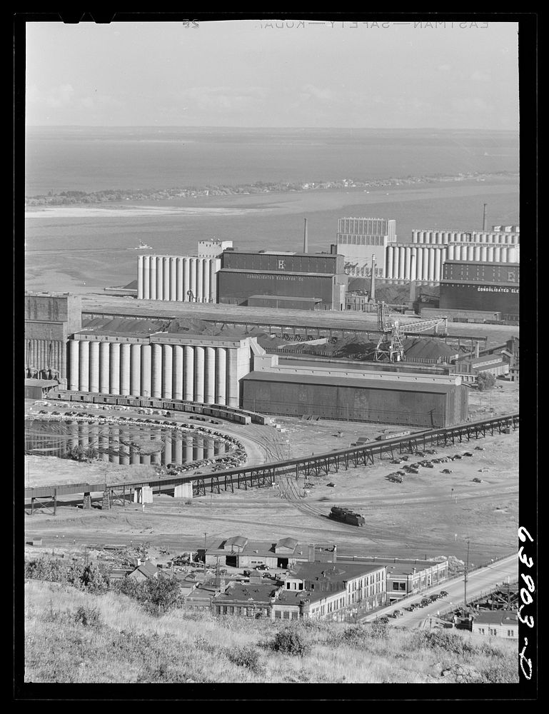 Grain elevators entry port Duluth, Free Photo rawpixel