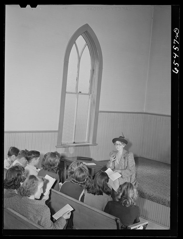 Wisdom, Montana. Sunday school. Sourced from the Library of Congress.