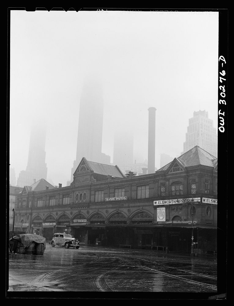 New York City, foggy morning at Fulton fish market. Sourced from the Library of Congress.