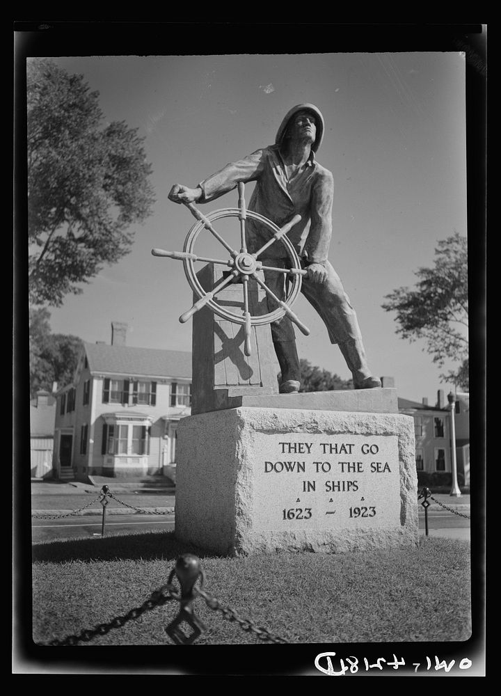 Gloucester, Massachusetts. A monument erected as a tribute to fishermen. Sourced from the Library of Congress.
