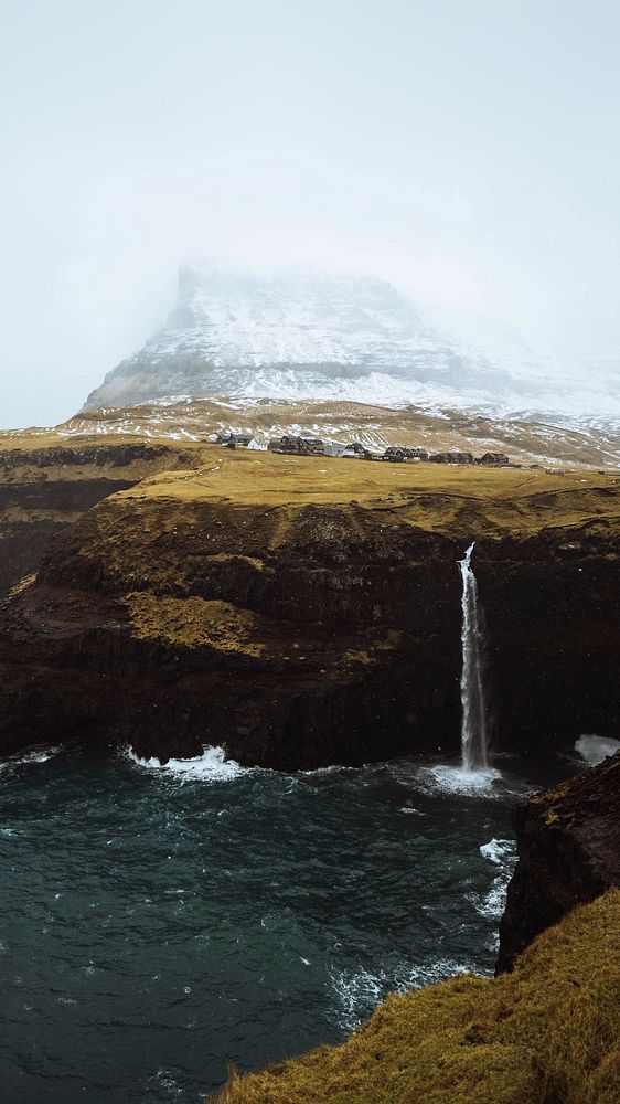 Nature iPhone wallpaper background, M&uacute;lafossur waterfall in the Faroe Islands