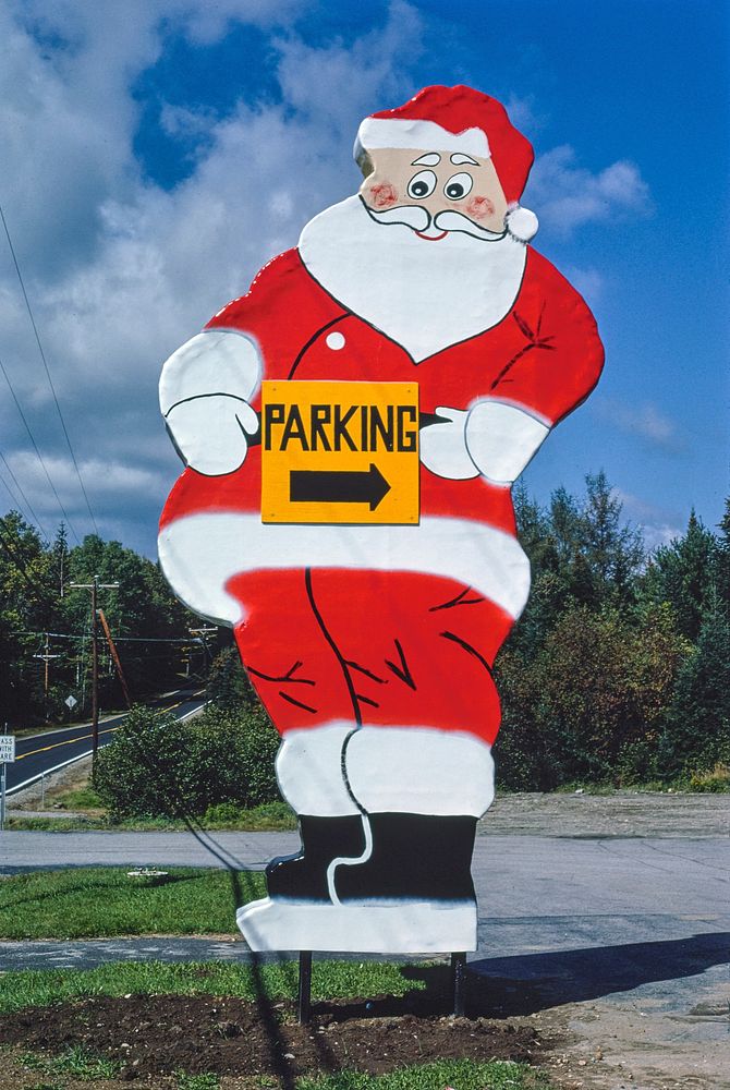 Santa's Village parking lot sign, Route 2, Jefferson, New Hampshire (1984) photography in high resolution by John Margolies.…