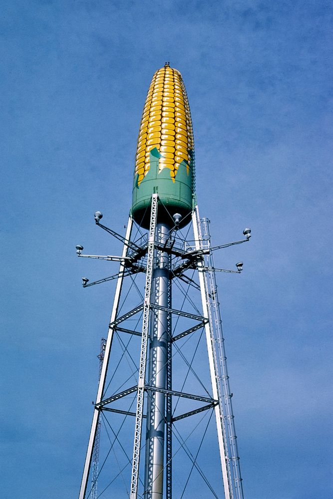 Corn water tower angle 3, Seneca Foods, Route 14, Rochester, Minnesota (1988) photography in high resolution by John…
