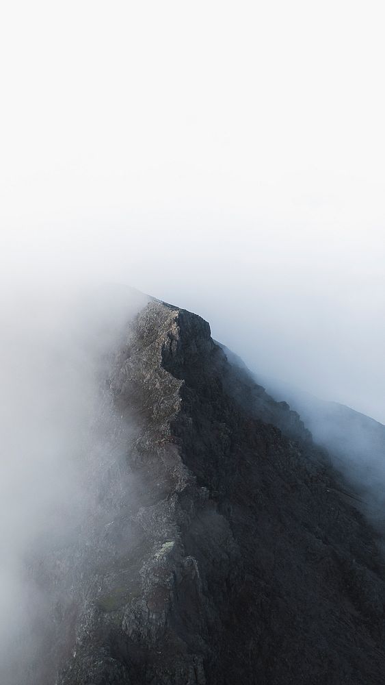 Nature mobile wallpaper background, cloudy knife edge ridge mountain