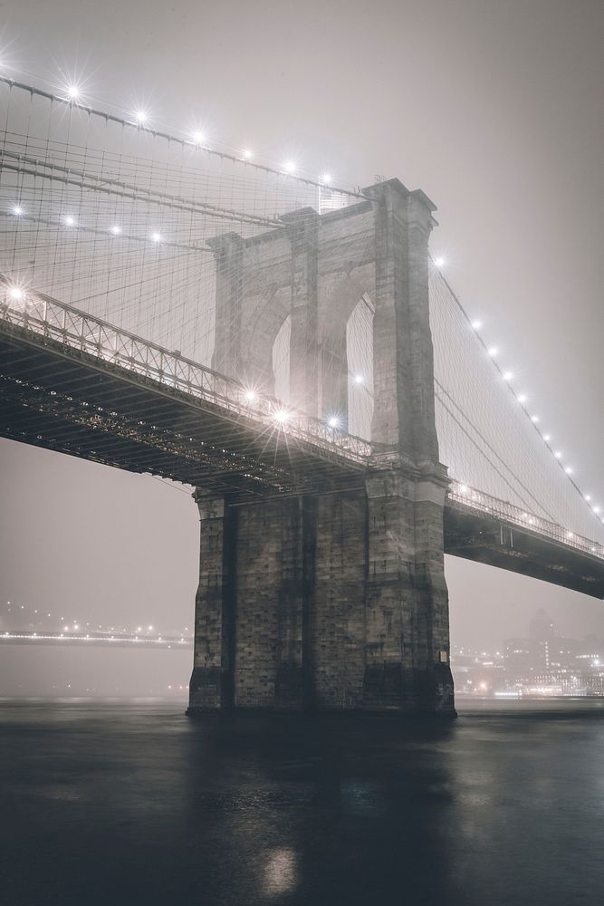 Free Brooklyn Bridge, New York City, grayscale image, public domain travel CC0 photo.