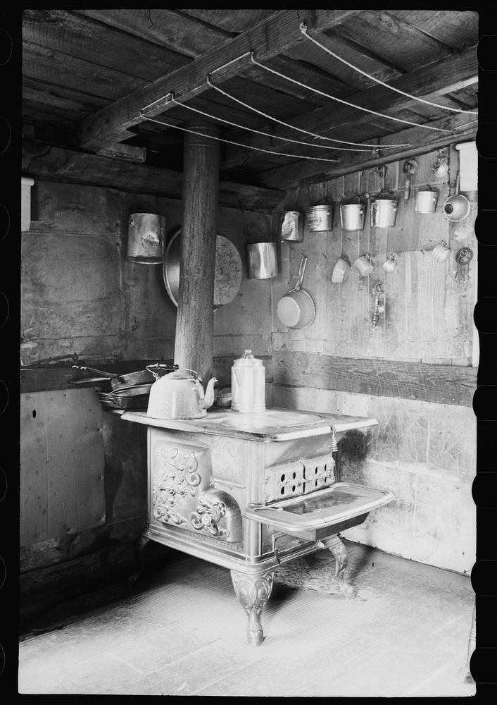 Garrett County, Maryland. Interior of a house. Sourced from the Library of Congress.