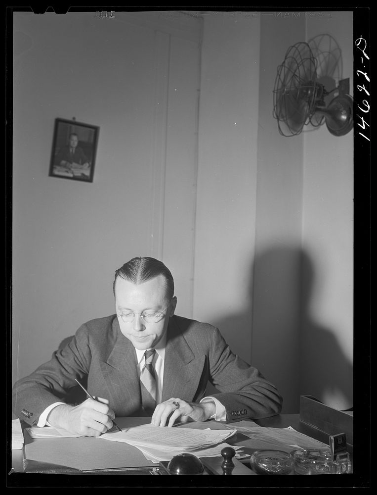 Mr. Maddock, Farm Security Administration personnel. Sourced from the Library of Congress.